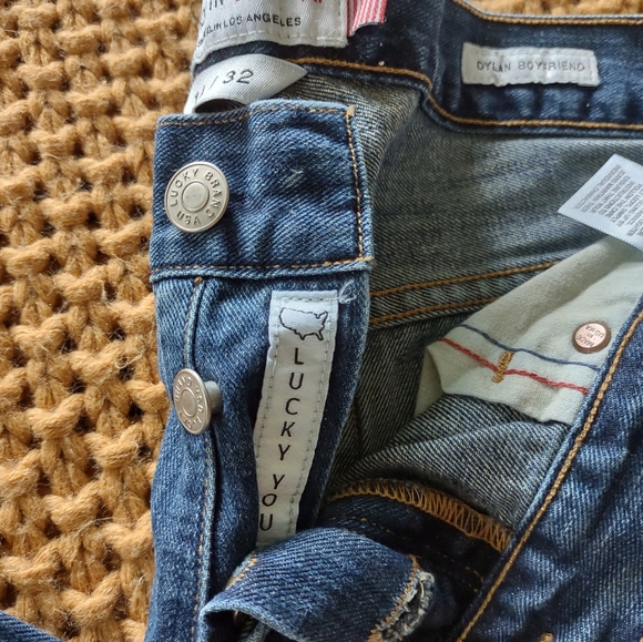 ✂️ NWOT ✂️ Lucky Brand denim - Picture 4 of 5